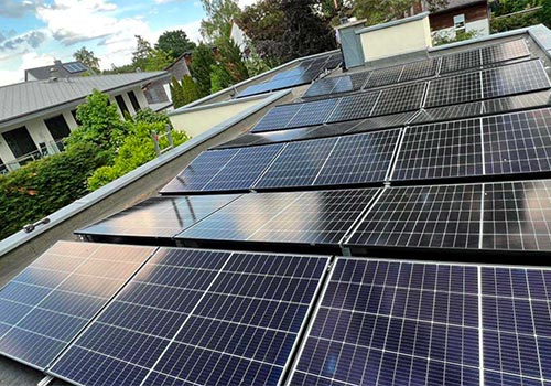 PV-Anlage auf Flachdach in Reichelsdorf