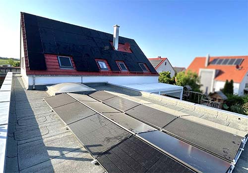 PV-Anlage auf Flachdach in Oberasbach im Landkreis Fürth